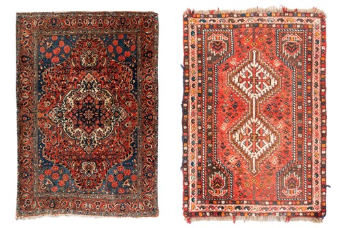 Lot 301 - A red ground Biidjar rug with medallion and...