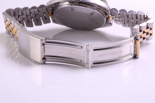 Lot 392 - A Doxa Sub 300 T Sharkhunter watch, featuring...