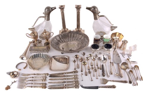 Lot 440 - A mixed collection of silver and plate...