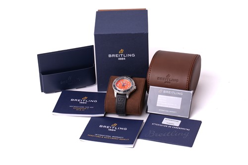 Lot 396 - A Breitling Superocean II Automatic 42mm,...