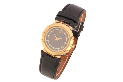 Lot 439 - A Raymond Weil Coliseum watch, featuring a...