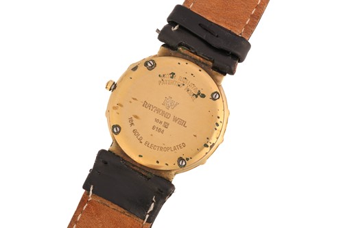 Lot 439 - A Raymond Weil Coliseum watch, featuring a...