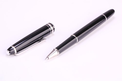 Lot 350 - Montblanc Meisterstück Classique rollerball...