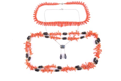 Lot 294 - A small collection of precious coral jewellery,...