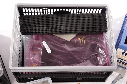 Lot 394 - A large quantity of model railway trackside...