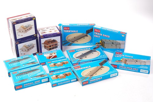 Lot 405 - Three boxed Bachmann Branch-Line OO Gauge...