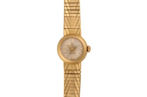 Lot 410 - An 18ct gold Omega Ladymatic, featuring a...