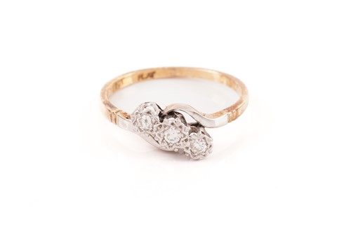 Lot 226 - A ring in 22ct gold together with three other...