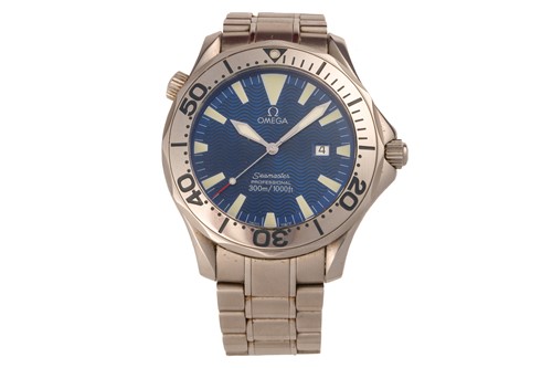 Lot 422 - An Omega Seamaster Professional 300M,...