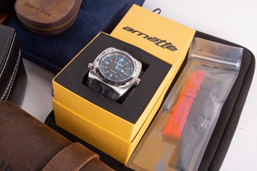 Lot 456 - A mixed lot of 28 watches some of which are...