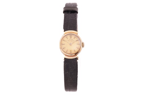 Lot 466 - A lady's Baume and Mercier watch, Girard...