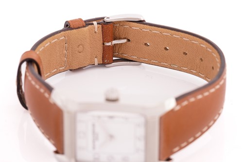 Lot 466 - A lady's Baume and Mercier watch, Girard...