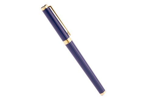 Lot 383 - Montblanc Noblesse Oblige fountain pen in blue...