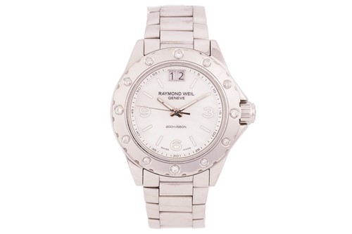 Lot 458 - A Raymond Weil Genève wristwatch, featuring a...
