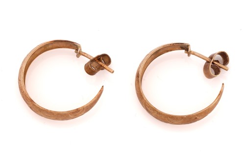 Lot 112 - A pair of 9 carat rose gold cufflinks, the...