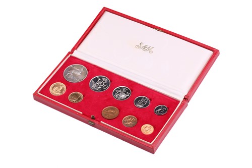 Lot 422 - A South Africa Proof 1971 ten-coin set,...