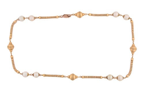 Lot 121 - A fancy link chain with cultured pearls,...