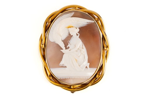 Lot 29 - A large Victorian shell cameo brooch,...