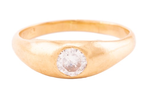 Lot 129 - A diamond gypsy ring, consisting of a round...