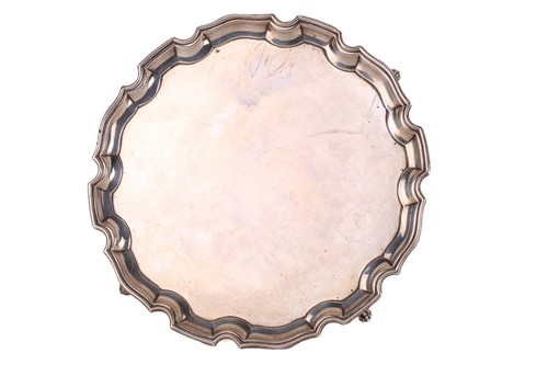 Lot 328 - A late George V silver salver, Ellis & Co,...