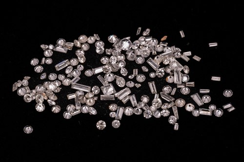 Lot 204 - 4.71ct Melee parcel of loose diamonds mixed...