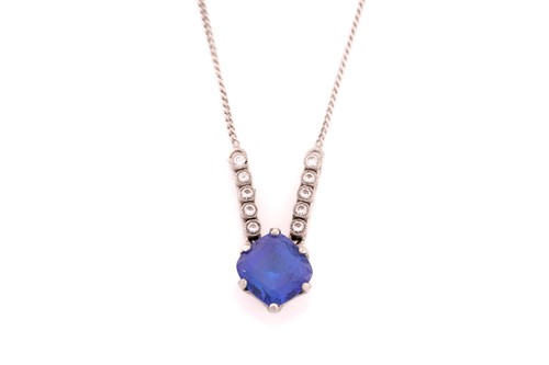 Lot 77 - An 18ct white gold Tanzanite and Diamond...