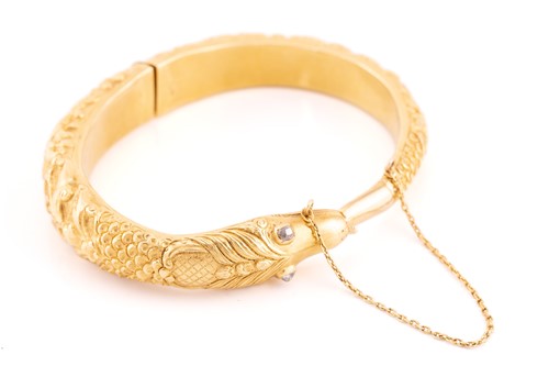 Lot 165 - A late 19th / early 20th century yellow gold...