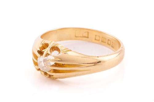 Lot 38 - A single stone diamond ring claw set in 18ct...