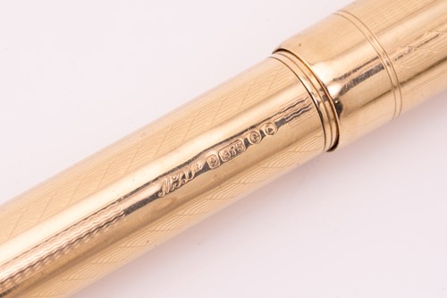 Lot 385 - A Mabie Todd& Co Ltd Swan 9ct gold...