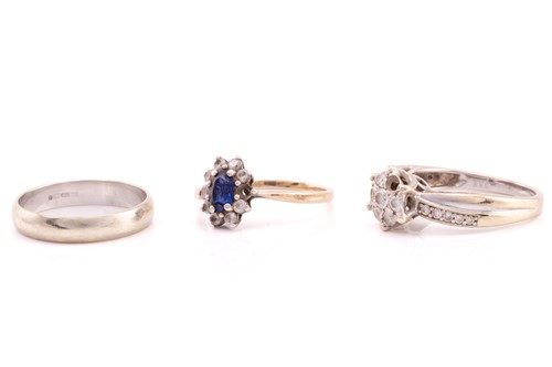 Lot 211 - Three 9ct rings comprising of a diamond...