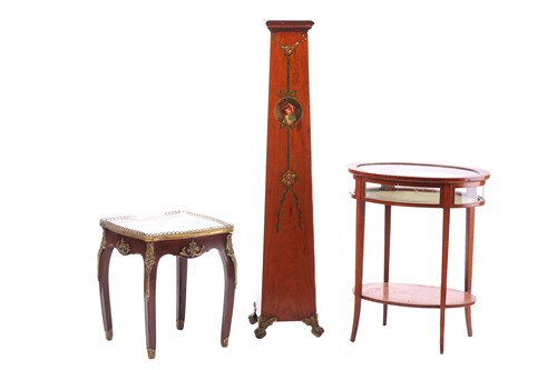 Lot 92 - An Edwardian "Sheraton Revival" satinwood...