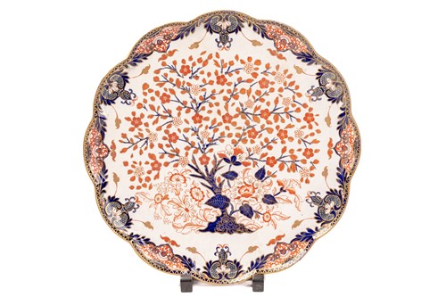 Lot 151 - A very large early 20th century Derby Imari...