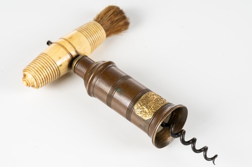 Lot 193 - A Thomason type barrel corkscrew, the barrel...