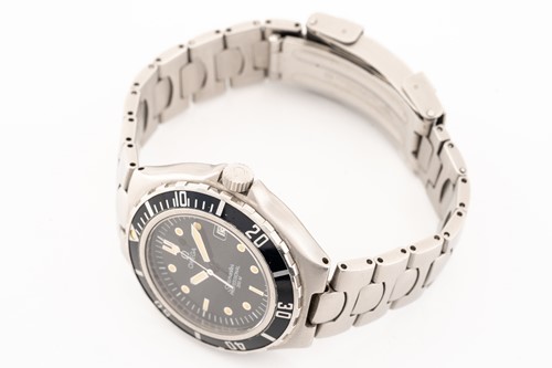 Lot 408 - An Omega Seamaster professional 200m,...