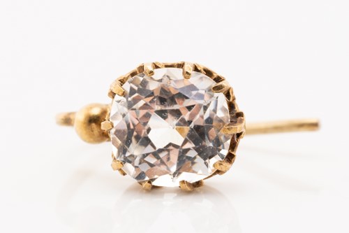 Lot 208 - A miscellaneous collection of jewellery...