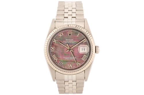 Lot 429 - A Rolex Datejust ref:16234 watch, featuring a...