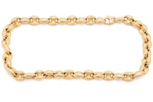 Lot 179 - An Italian stippled anchor link necklace, with...