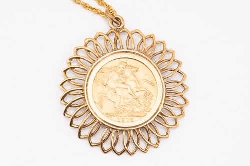 Lot 122 - A sovereign pendant on chain; the sovereign...