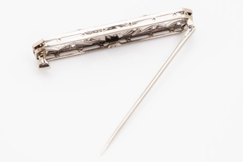 Lot 239 - An Art Deco-style 18ct white gold and diamond...