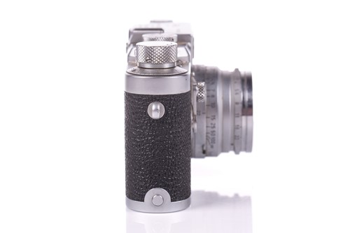 Lot 226 - A 1958 Leica DBP Ernst Leitz GMBH Wetzlar IIIg...