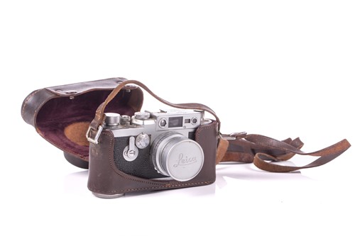 Lot 226 - A 1958 Leica DBP Ernst Leitz GMBH Wetzlar IIIg...