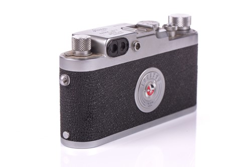 Lot 226 - A 1958 Leica DBP Ernst Leitz GMBH Wetzlar IIIg...