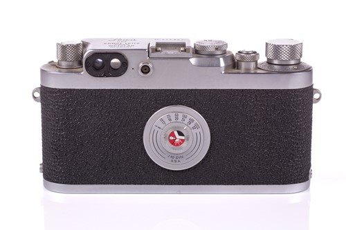 Lot 226 - A 1958 Leica DBP Ernst Leitz GMBH Wetzlar IIIg...