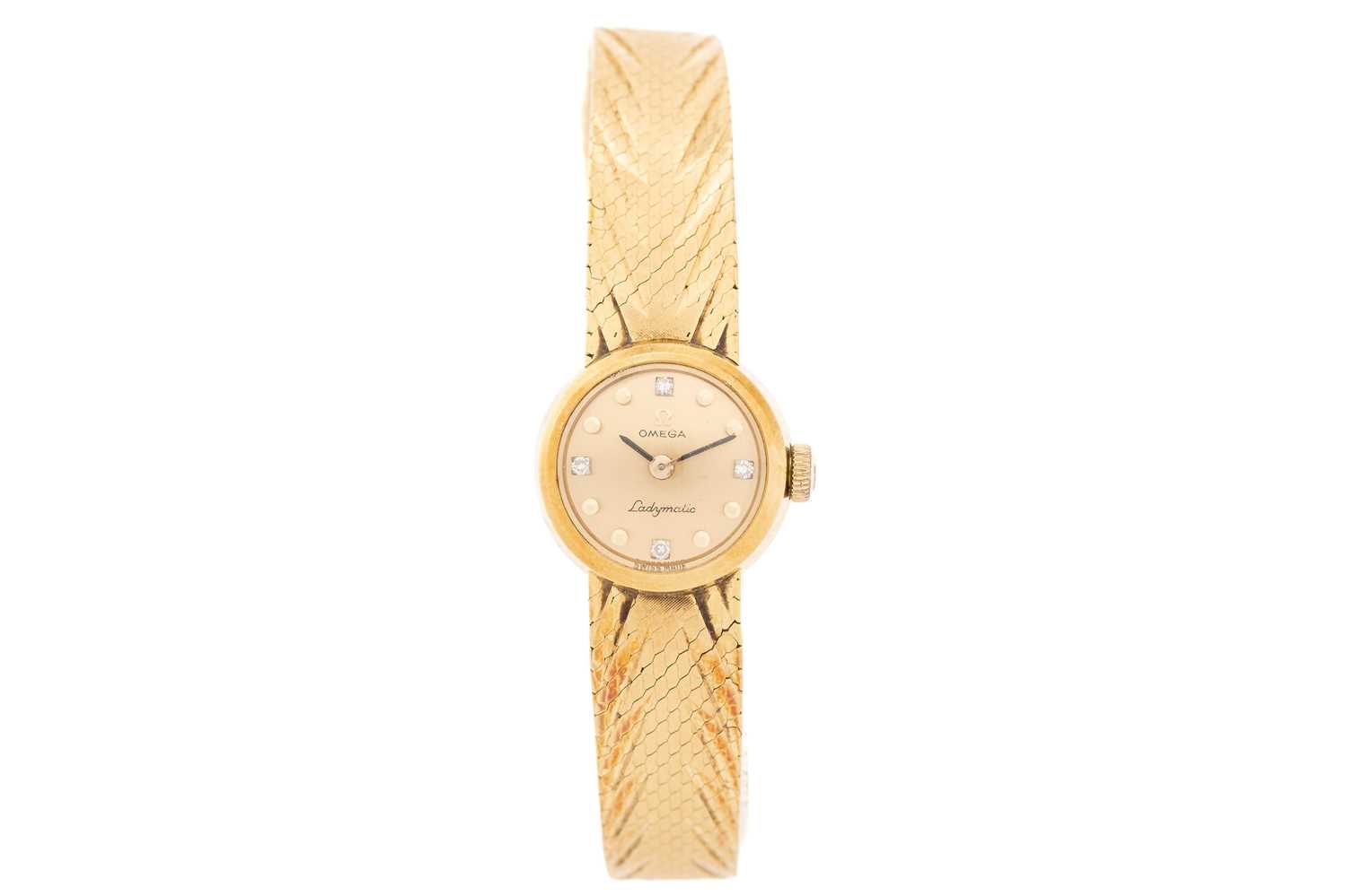 Lot 410 - An Omega ladymatic 18ct yellow gold automatic...