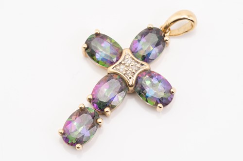 Lot 192 - A large smoky quartz cocktail ring and a...