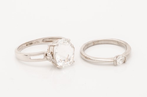 Lot 25 - A platinum and diamond solitaire ring, set...
