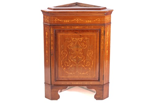 Lot 123 - An Edwardian mahogany and Neo-Classical...