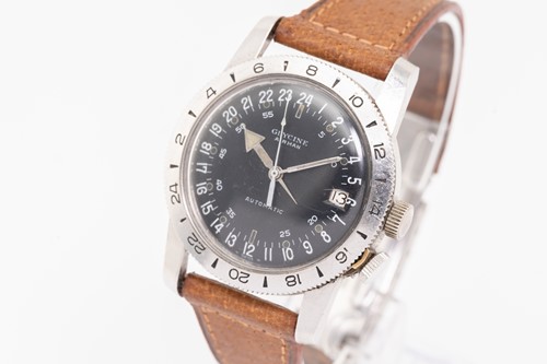 Lot 394 - A Glycine Airman automatic, featuring a swiss...