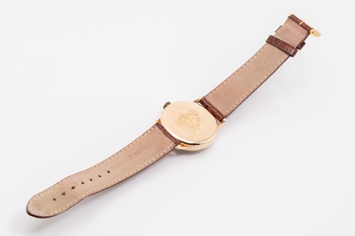 Lot 380 - A Longines Flagship 18ct gold watch, featuring...