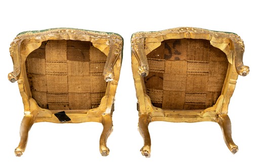 Lot 122 - A pair Louis XV style carved wood and gilt...